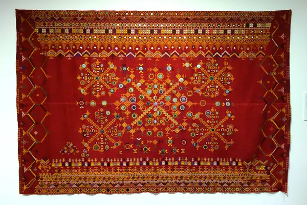 Wedding shawl (odhani), Barmer, Rajasthan, India, view 1, mid 20th century, cotton, silk,