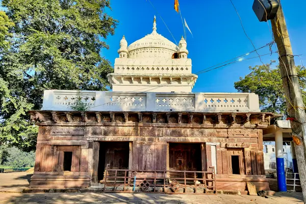 0122321 Mritangeshvara Shiva temple, Nandchand Madhya Pradesh 017