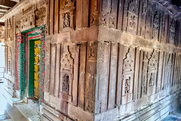 0122321 Mritangeshvara Shiva temple, Nandchand Madhya Pradesh 325
